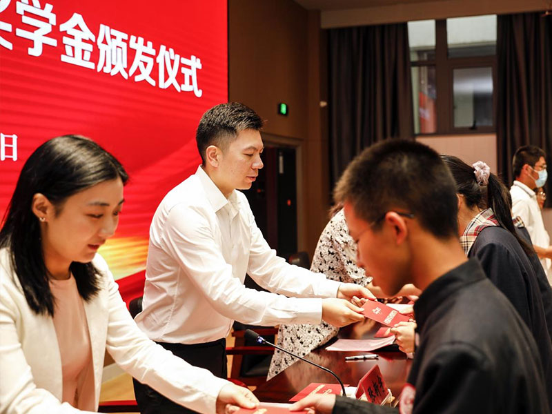 AG��˾�ɷ�����һ����ح����ǰ�� �����³�